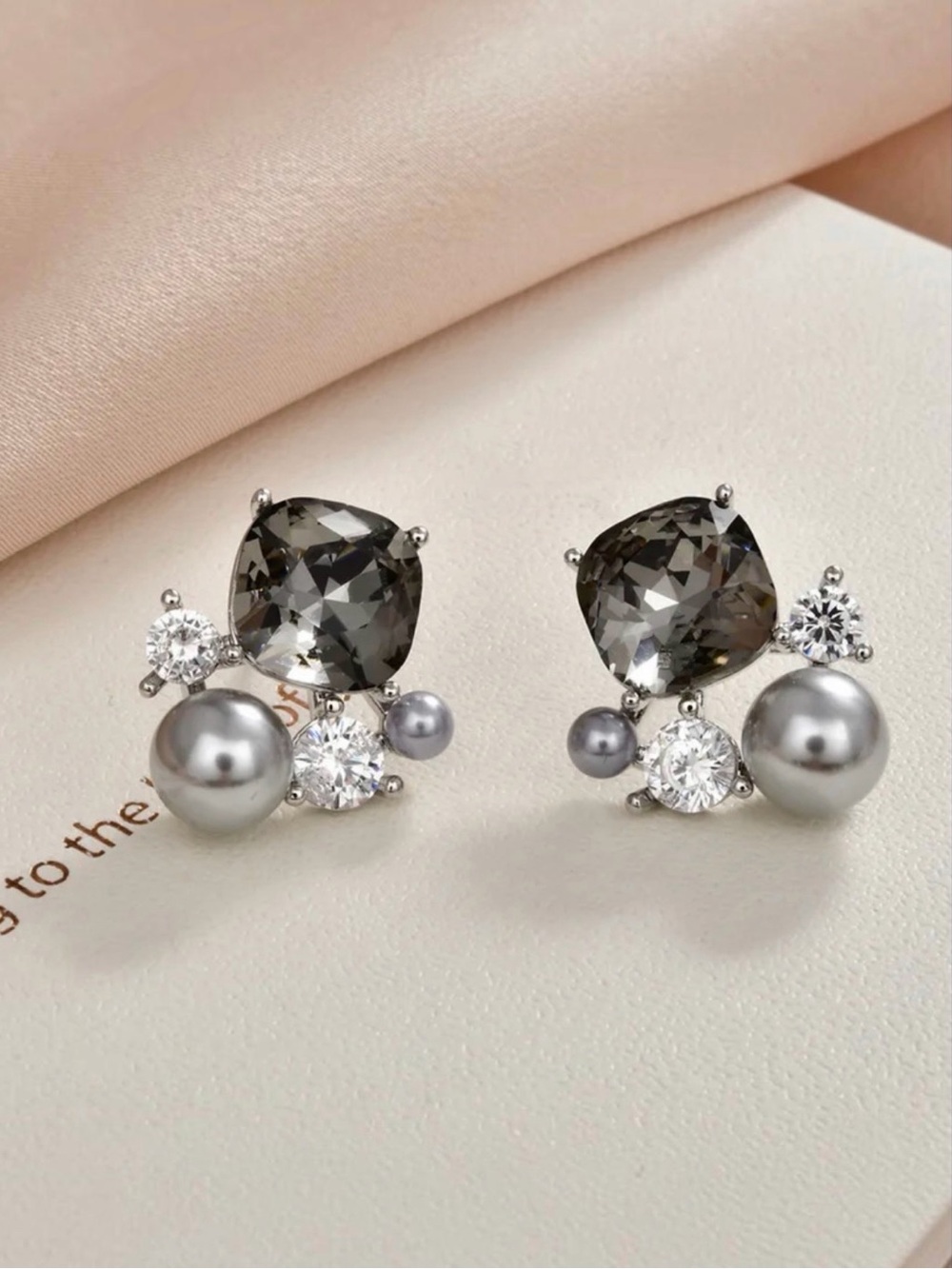 Crystal Cluster Earrings NWT 18KT Gold Plated Brass - Picture 3 of 3